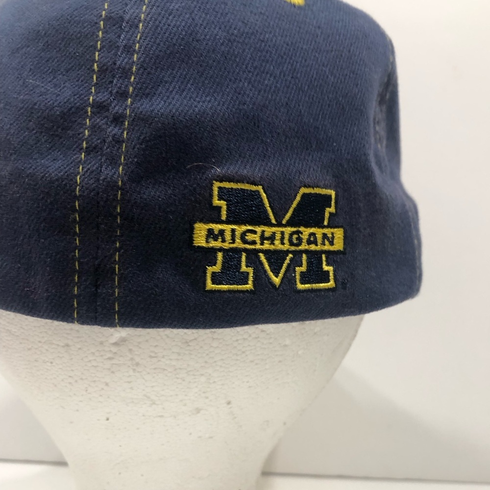 Nike Michigan Wolverines Baseball Cap - Picture 8 of 11